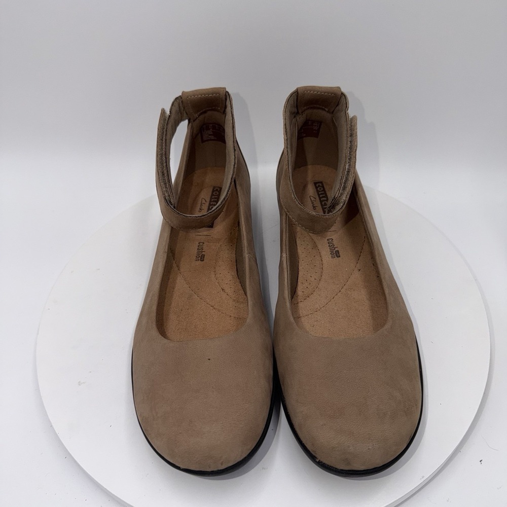 Clarks‎ Medora Nina Beige Mary Jane Suede Flats Women 9.5M - Picture 3 of 8